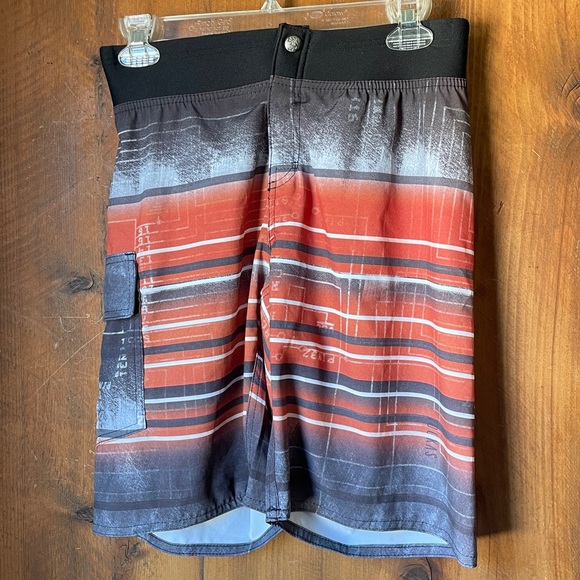 NWT Mens Swim Trunks - Picture 1 of 5